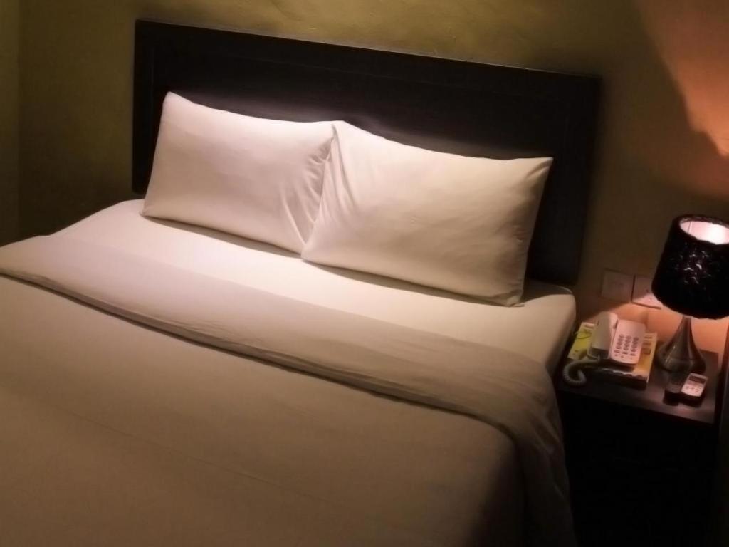Zotel Business & Leisure Hotel Кучінг Екстер'єр фото