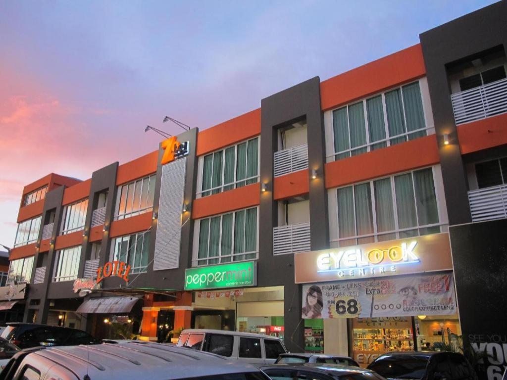 Zotel Business & Leisure Hotel Кучінг Екстер'єр фото